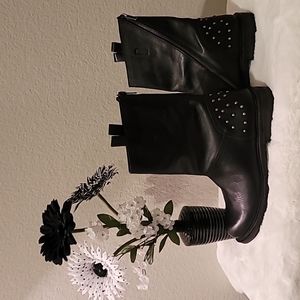 Vintage Foundry CO. Blk leather boots size 9